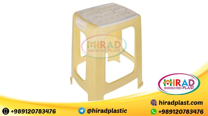 Plastic stool distributor